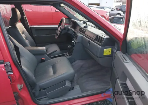 1994 Volvo 940 z USA, uszkodzony, nr VIN YV1JS8619R1177970